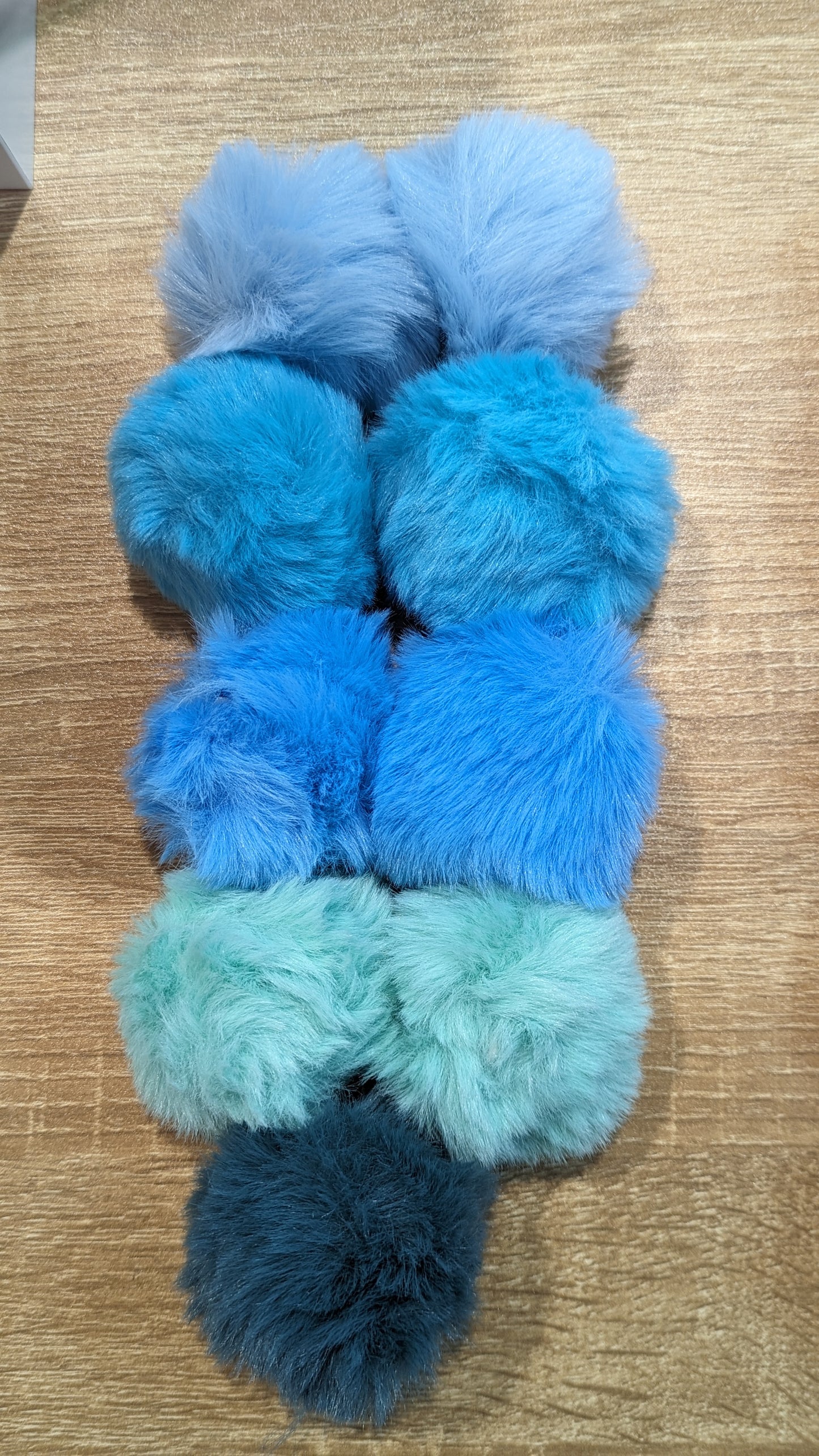 Pompon fausse fourrure