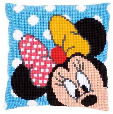 KIT COUSSIN AU POINT DE CROIX DISNEY MINNIE